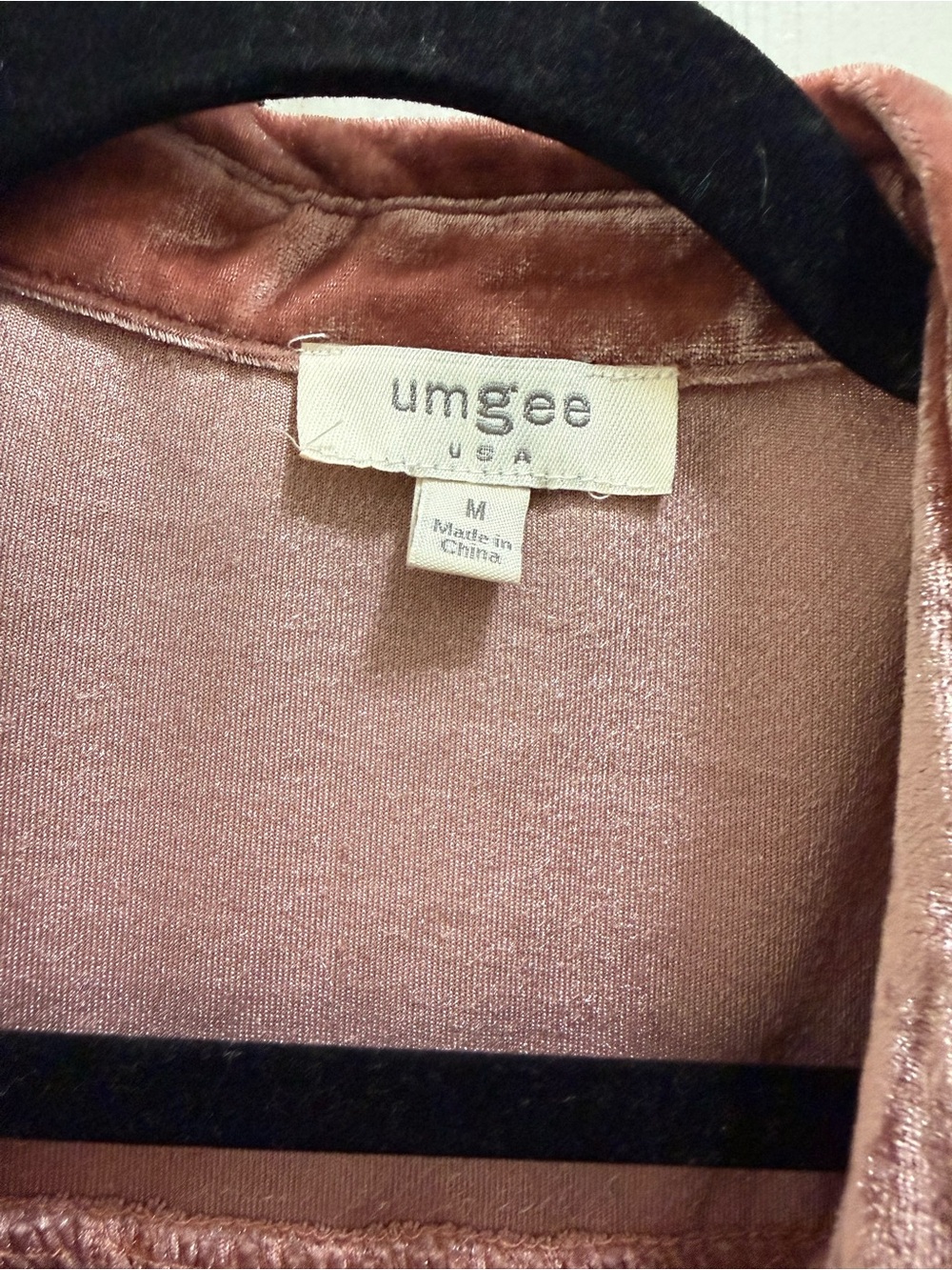 Umgee Dusty Rose Velvet Button-Down Shirt - Picture 3 of 5